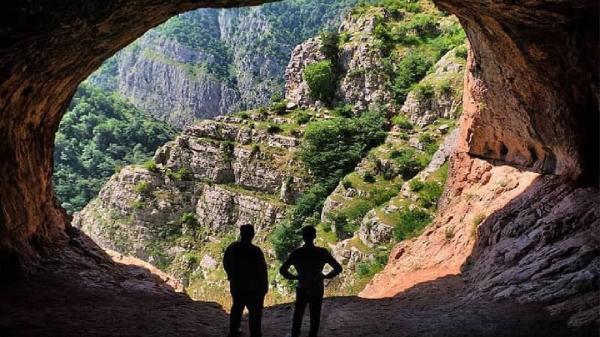 نشانه گذاری جهت دسترسی غار 230 هزار ساله دربند رودبار