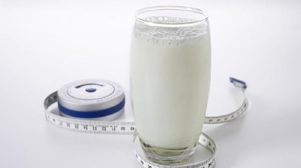 مصرف شیر به تنهایی لاغرمان می نماید؟